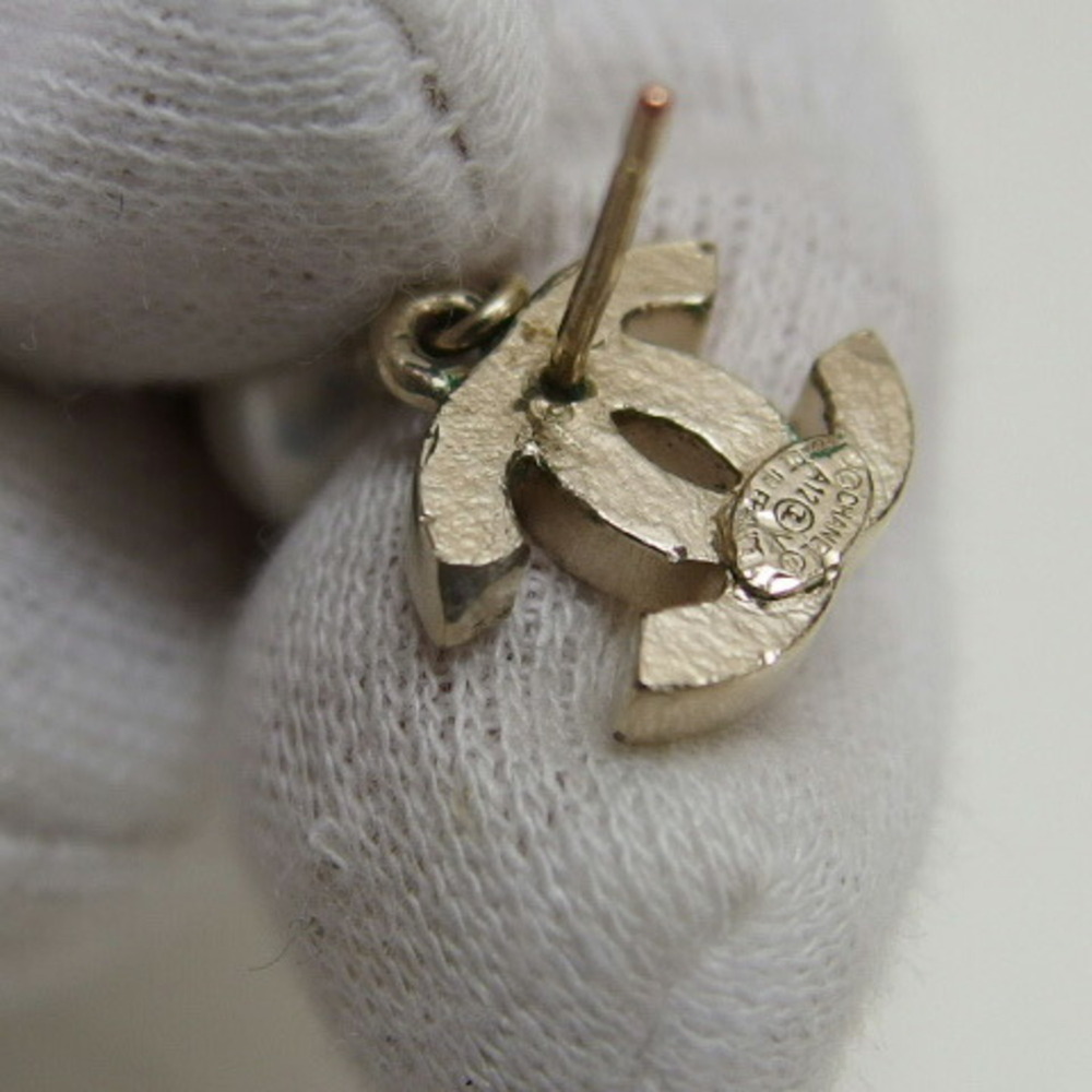 CHANEL Earrings - Picture 9 of 11
